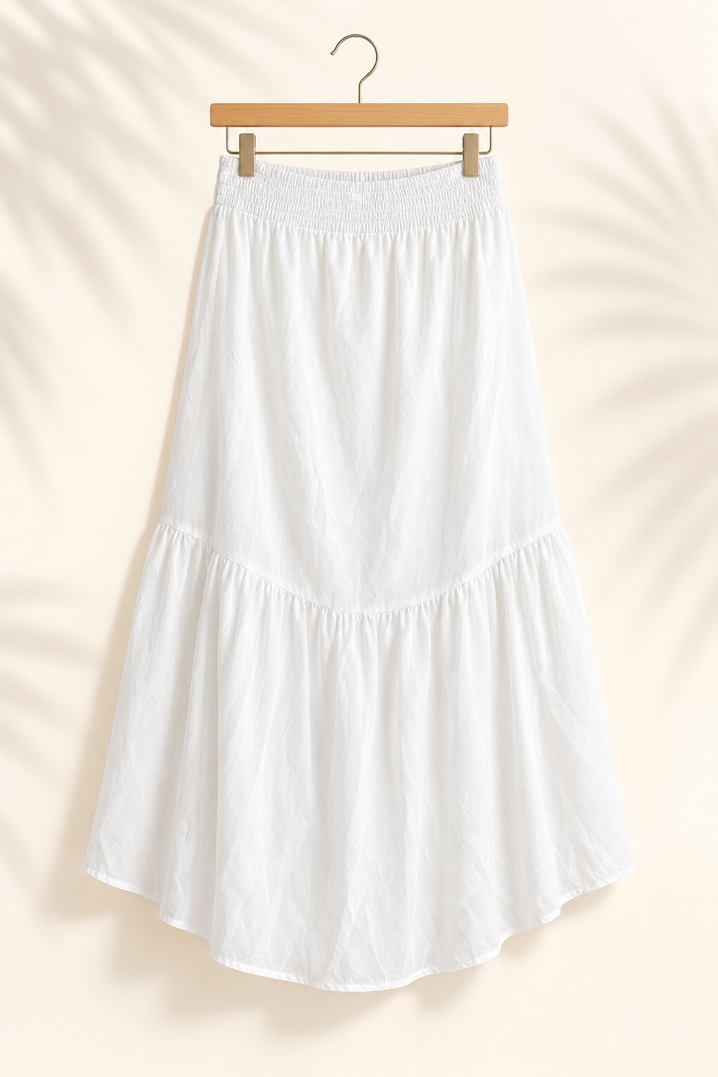 Falda blanca asimétrica con vuelos · Talla S